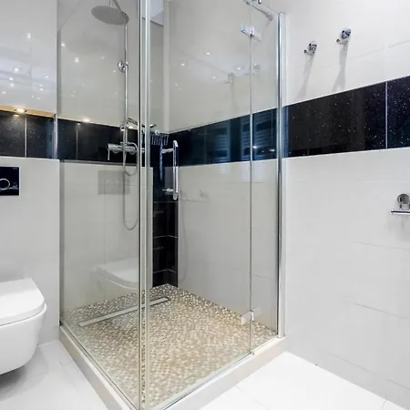 Louise House - Hav Aparts Apartman *